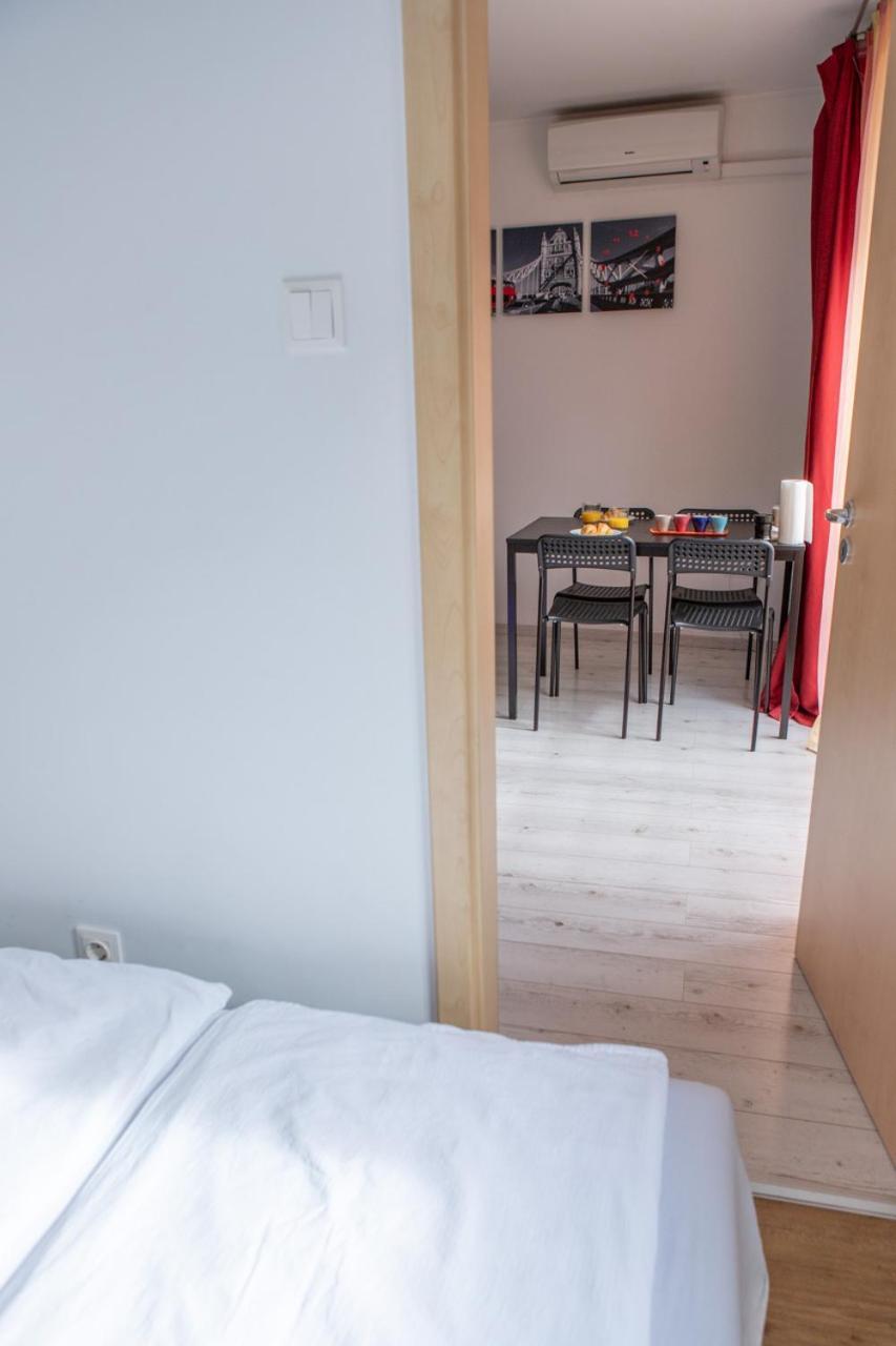 Apartment City Inn Печ Экстерьер фото