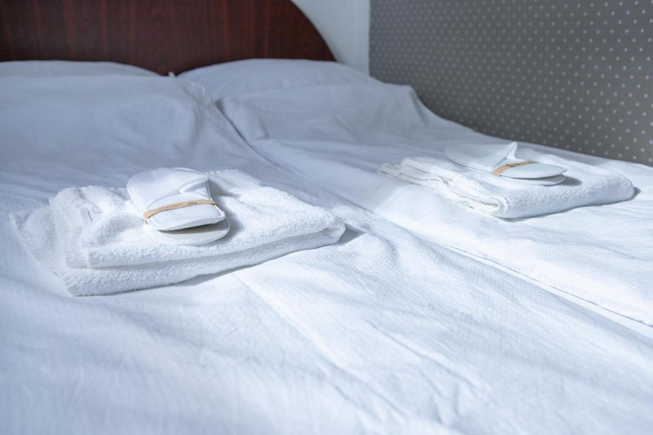 Apartment City Inn Печ Экстерьер фото