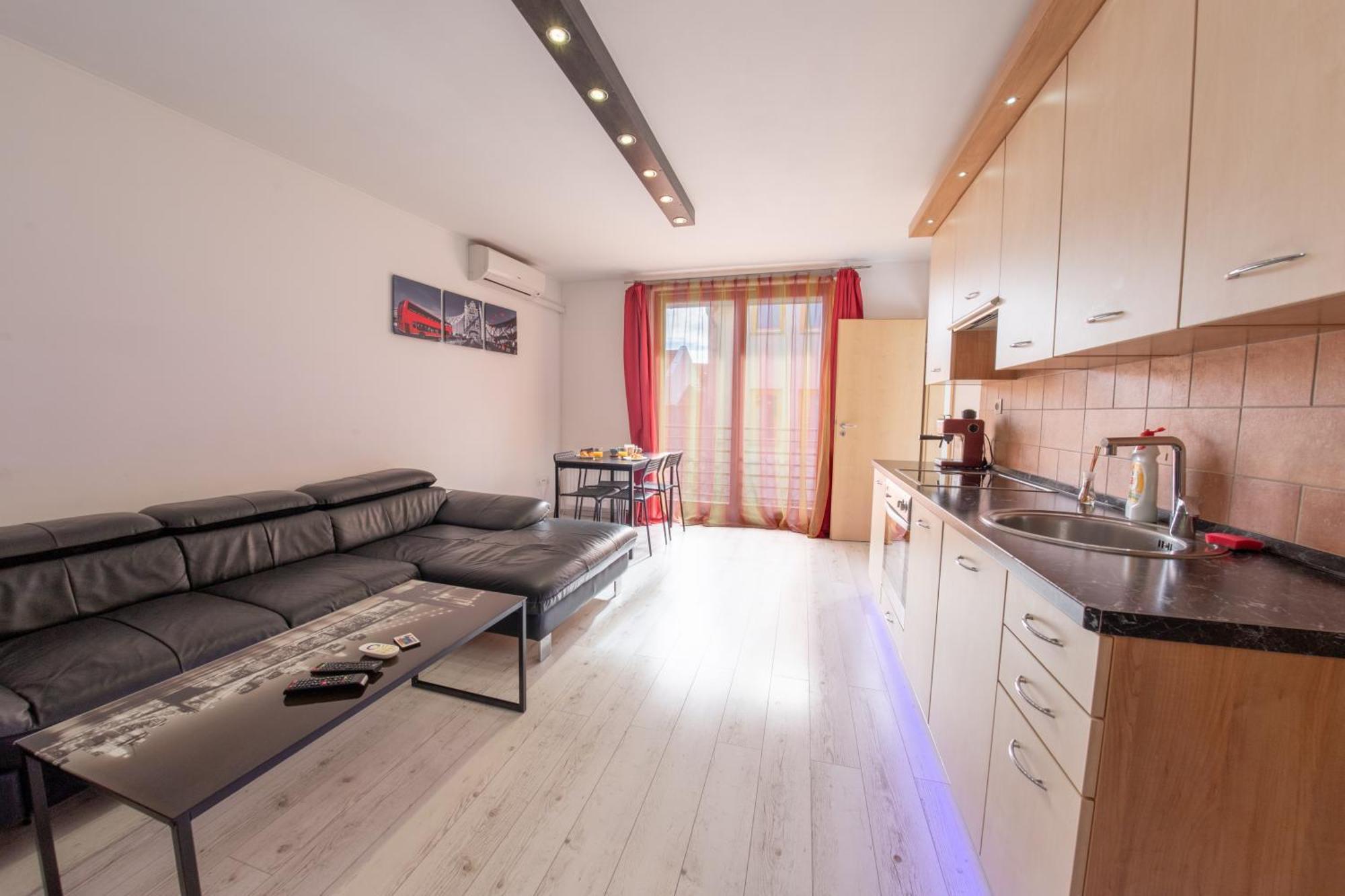 Apartment City Inn Печ Экстерьер фото